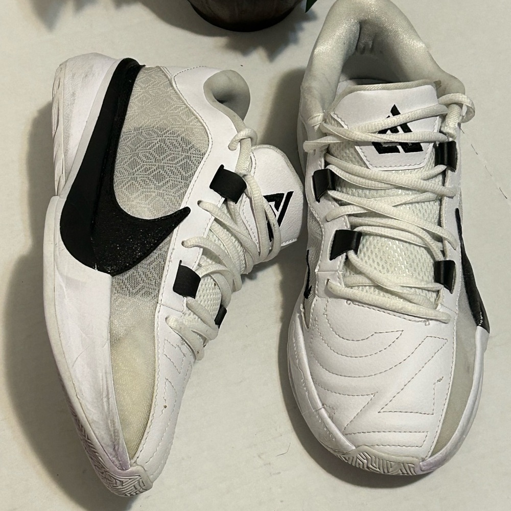 Nike White and Gray Sneakers